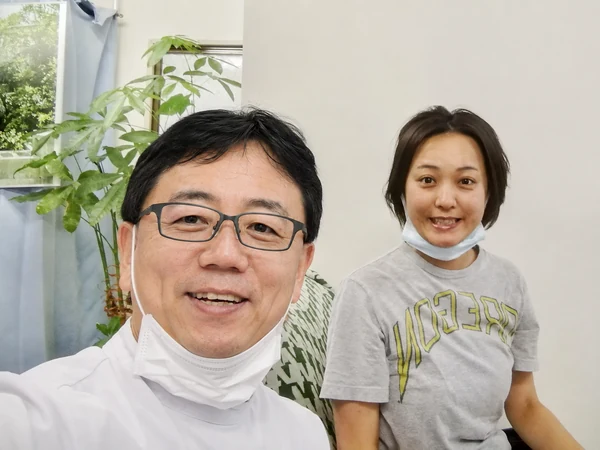 腰痛が楽になり明るい気持ちで働けるようになった40代会社員の女性